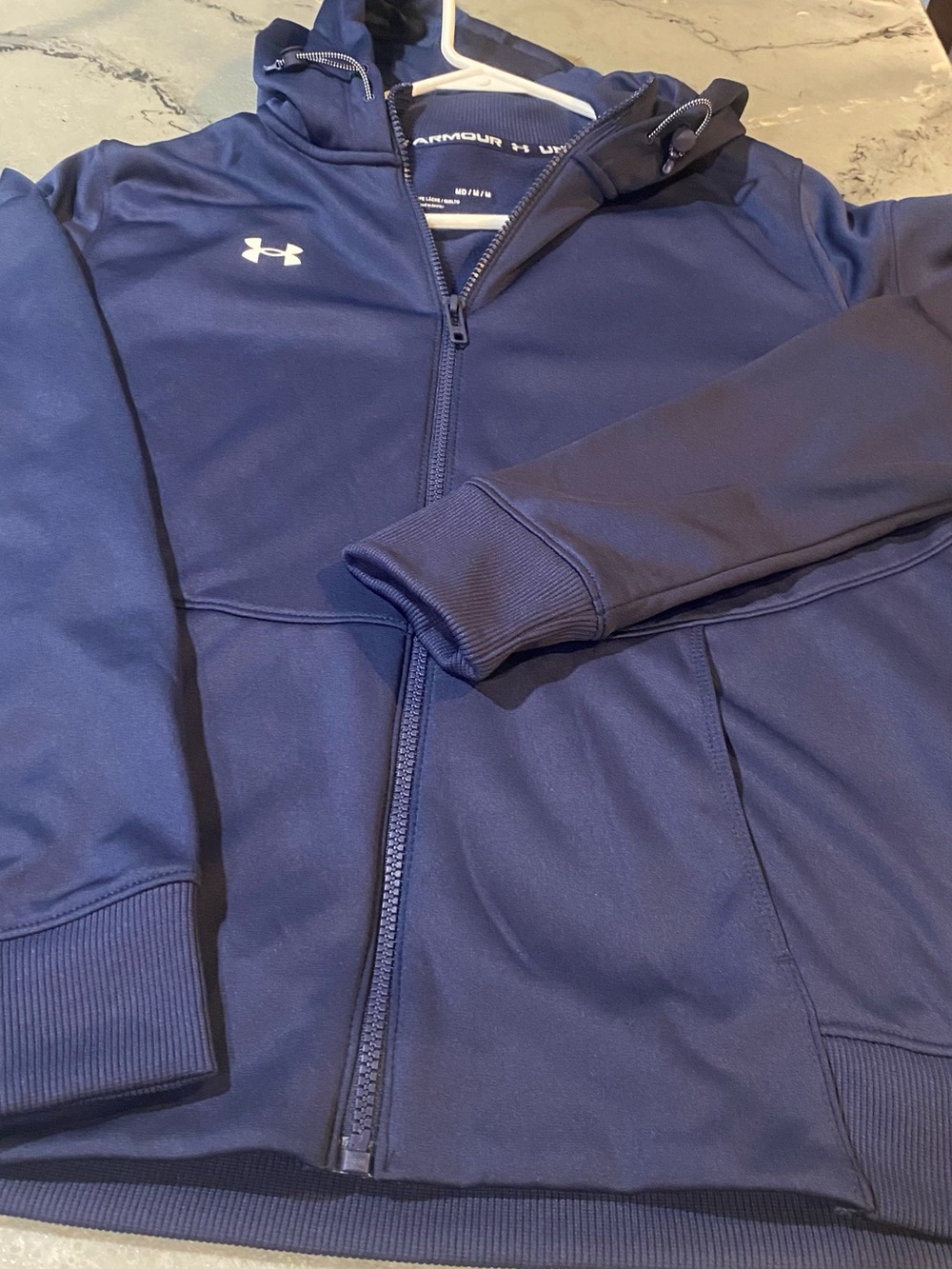 Medium size Under Armour Men's Navy Full-Zip Performance Hoodie